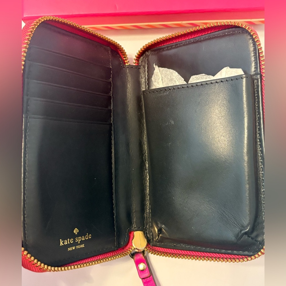 Kacey Montoya’s Closet | Kate Spade Cherry Lane Laurie Wallet - Picture 3 of 6